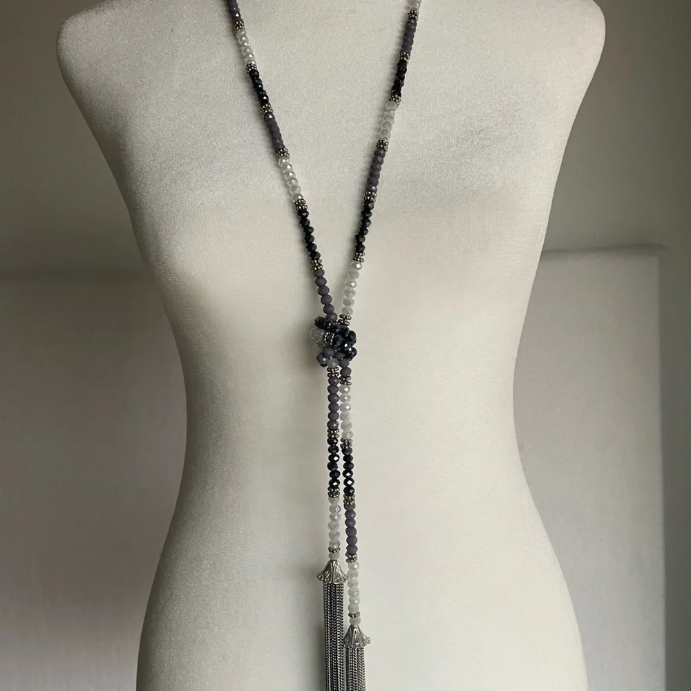Vera Wang Silver Lariat Necklace with Blue, Grey, and Clear Beads - Picture 2 of 7